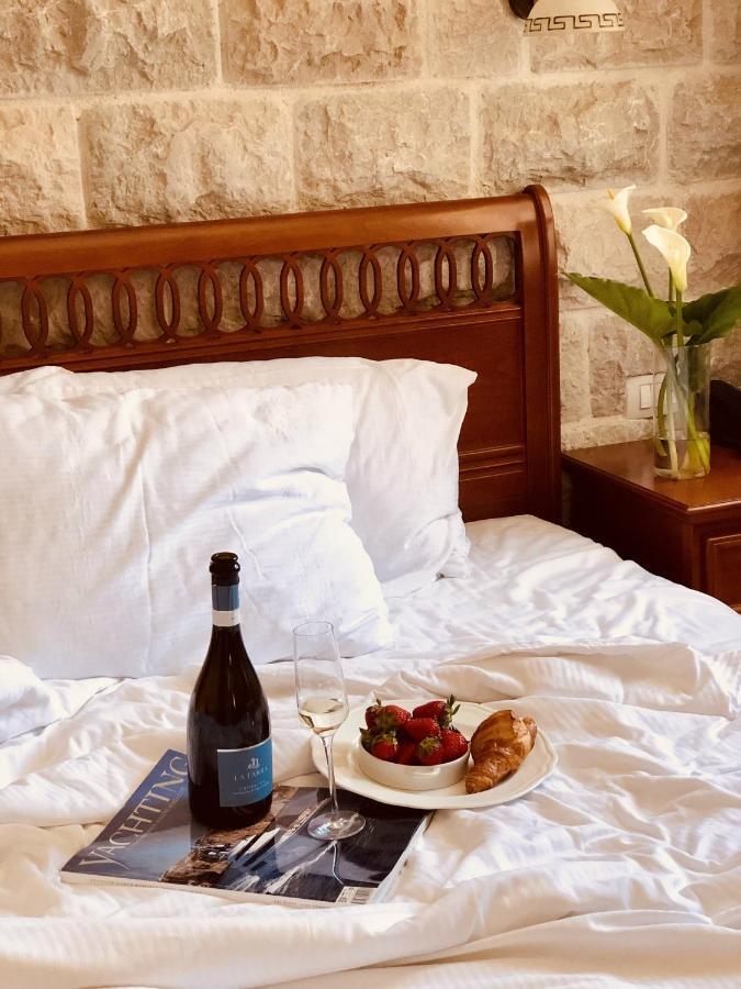 Hotel Carrubba دونيا لاستيفا المظهر الخارجي الصورة