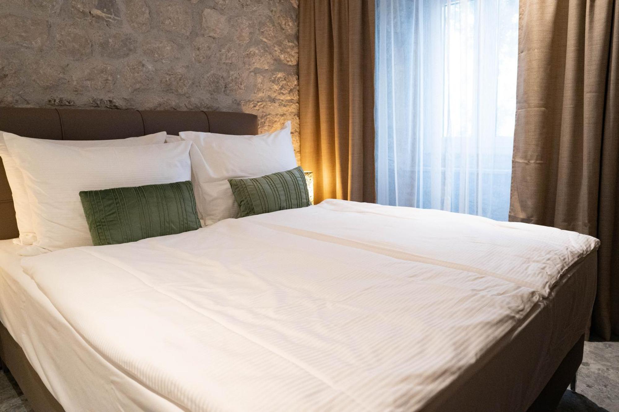 Hotel Carrubba دونيا لاستيفا الغرفة الصورة