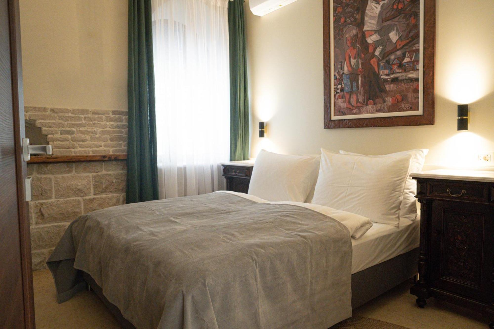 Hotel Carrubba دونيا لاستيفا الغرفة الصورة