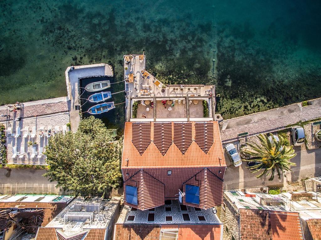 Hotel Carrubba دونيا لاستيفا المظهر الخارجي الصورة